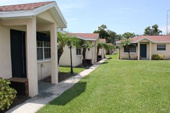 One story villas